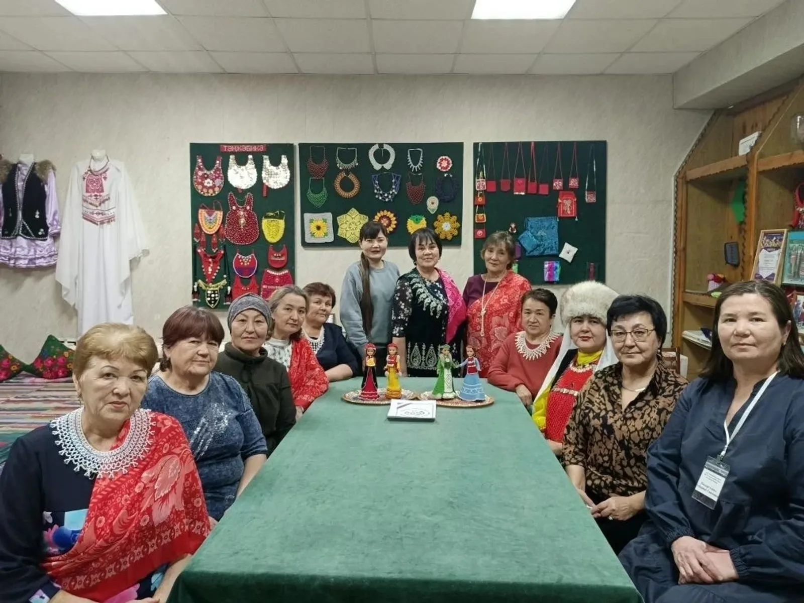 Центр "Семья" объединяет