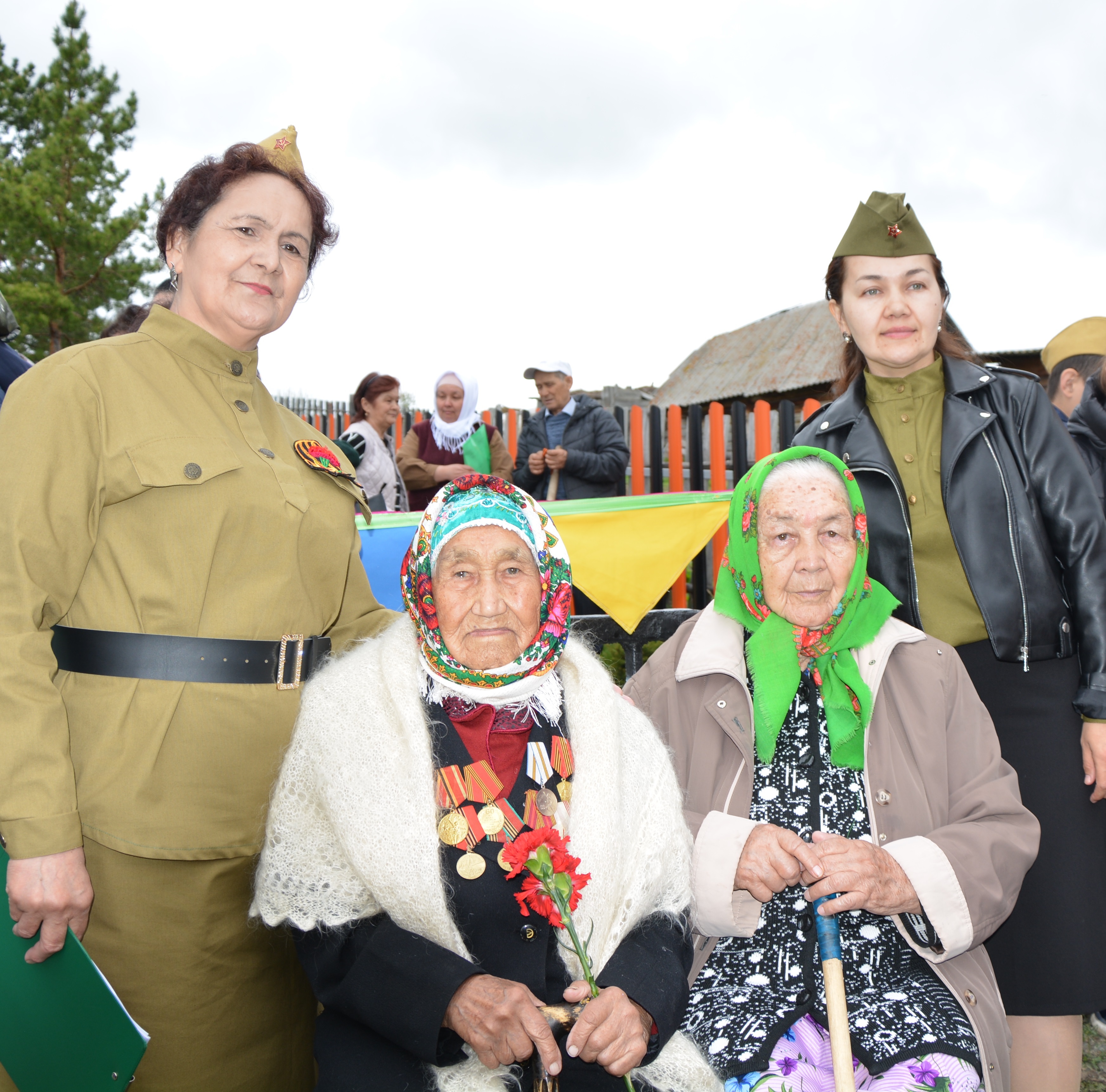 Светлой памяти своих односельчан