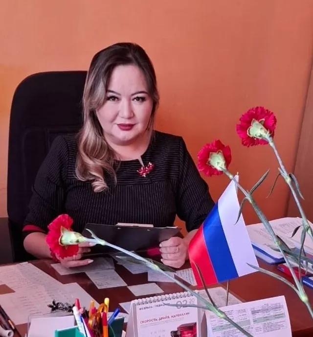 Сто лет на ниве просвещения
