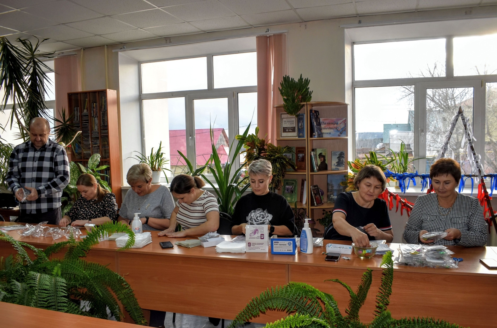 Помогаем фронту вместе