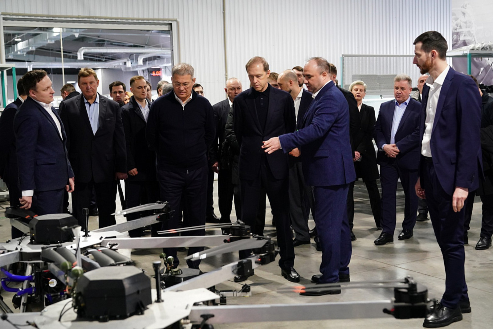 Денис Мантуров посетил ведущие инновационные промышленные предприятия Башкирии