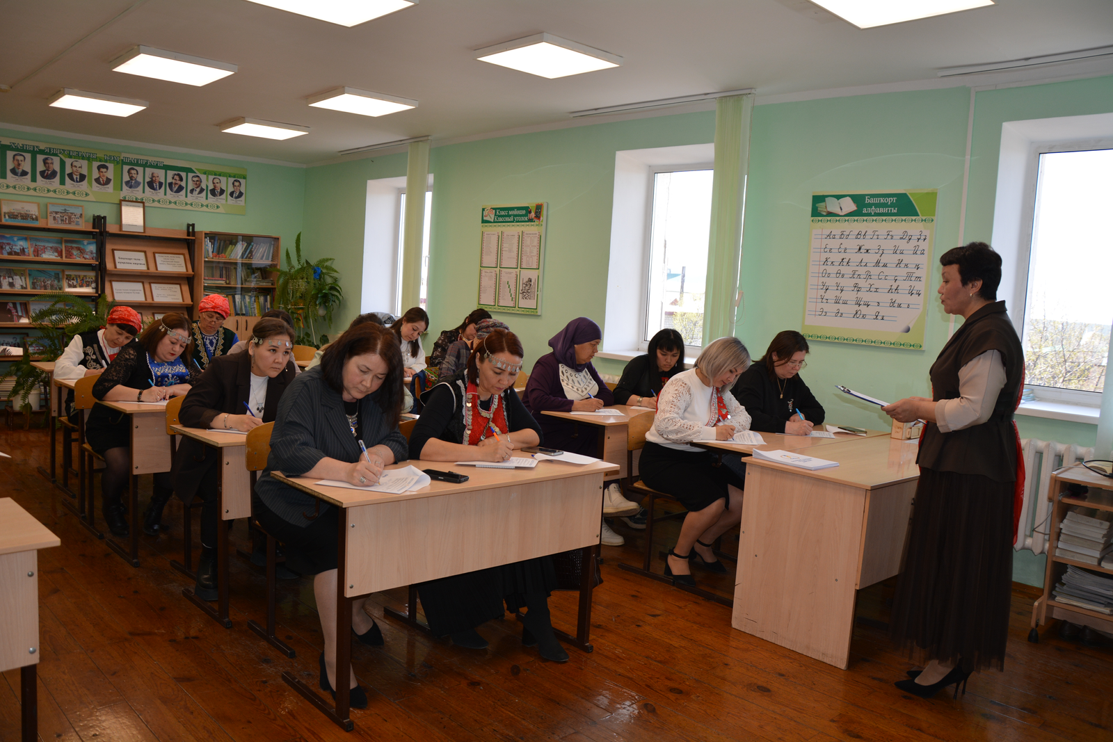В районе прошла Международная акция «Диктант по башкирскому языку – 2026»