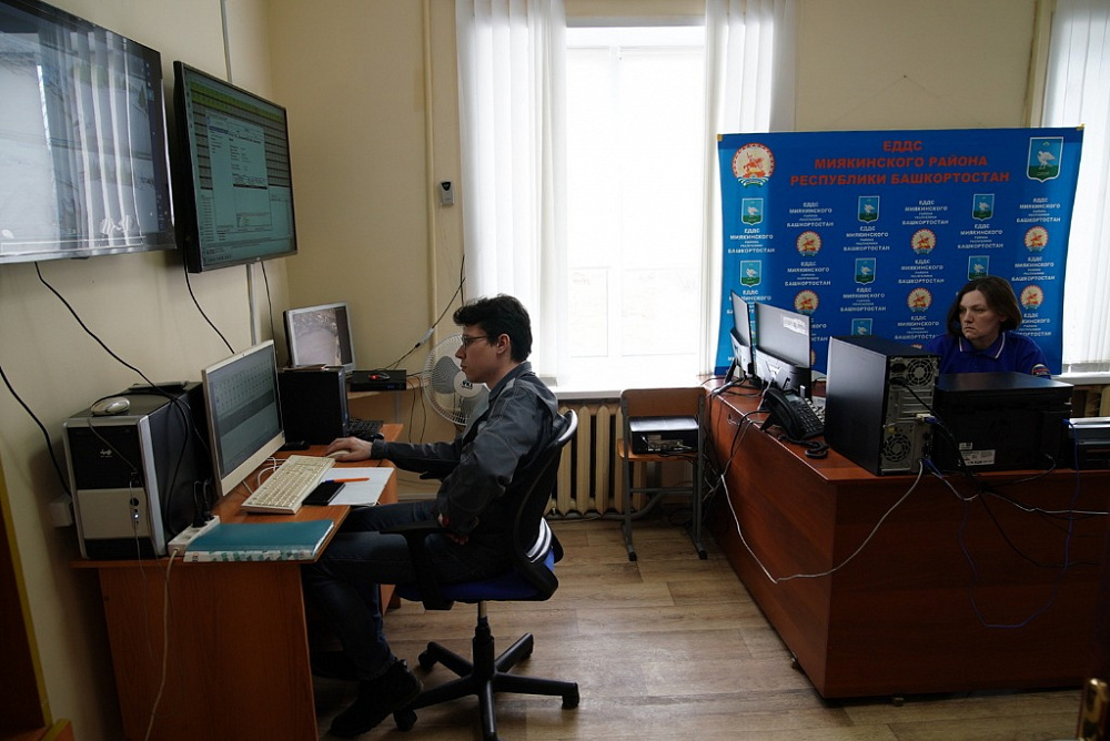 Глава Башкортостана посетил организации жилищно-коммунальной сферы Миякинского района