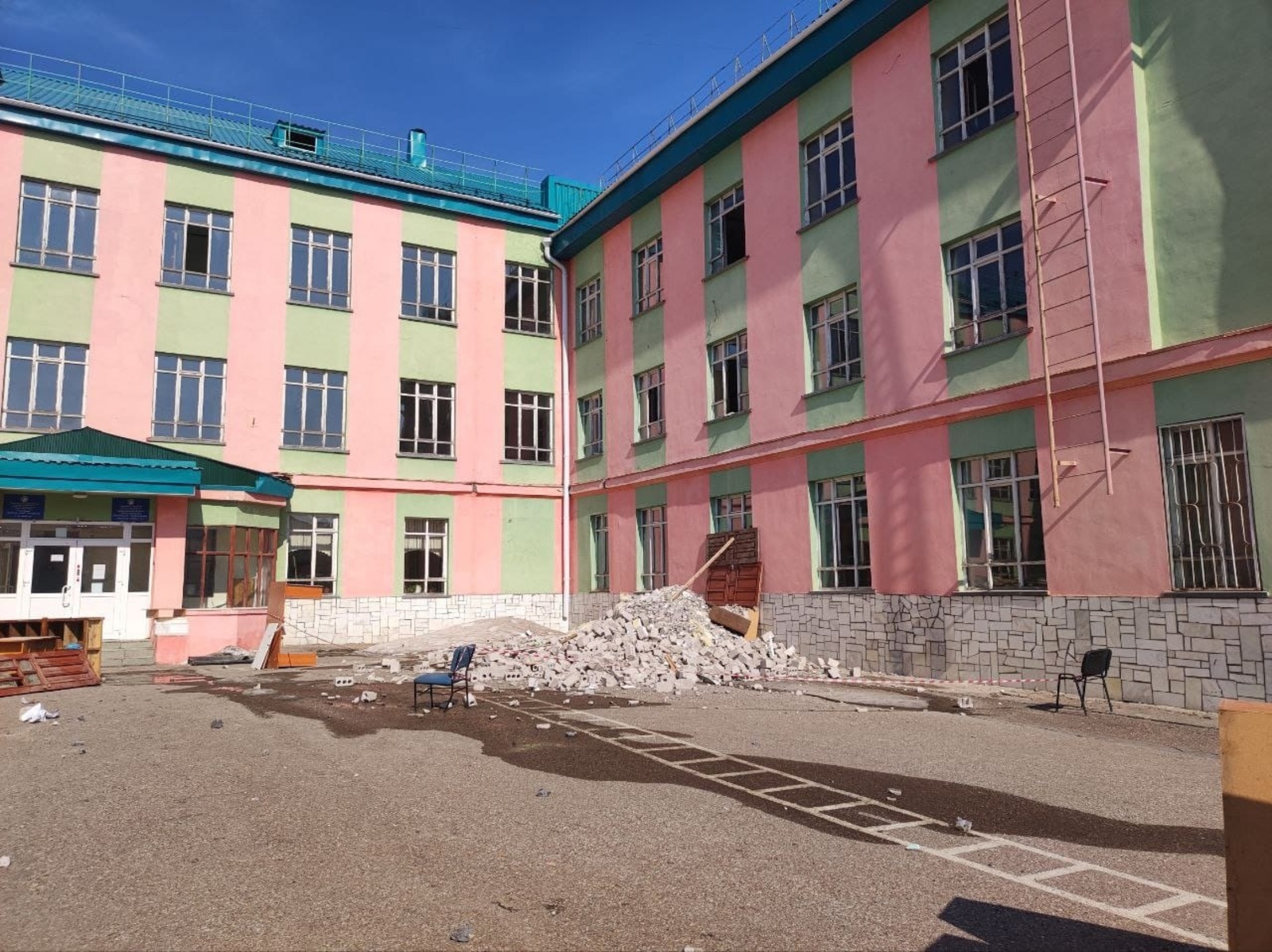 77 школ отремонтируют в этом году по всей республике