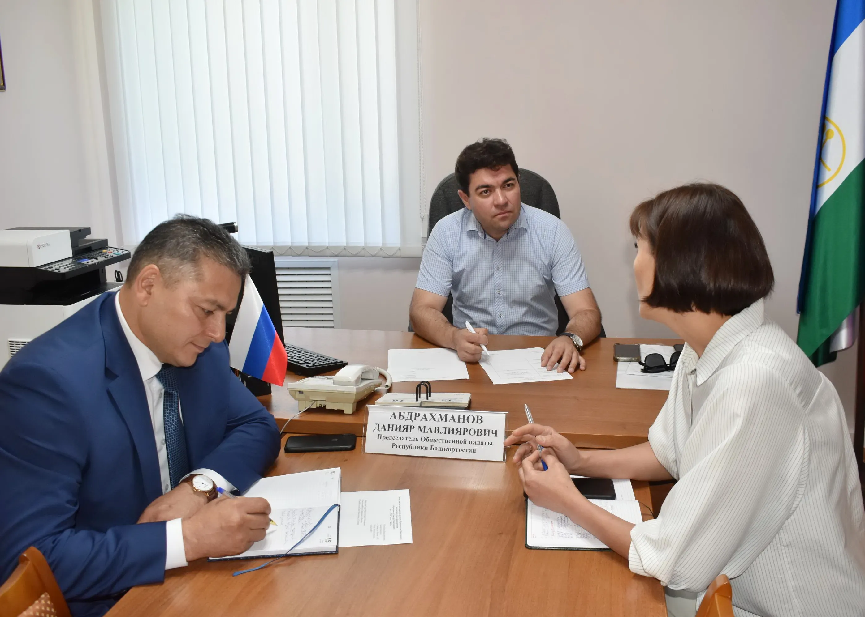 Председатель ОП РБ Данияр Абдрахманов провёл приём граждан в Зилаире