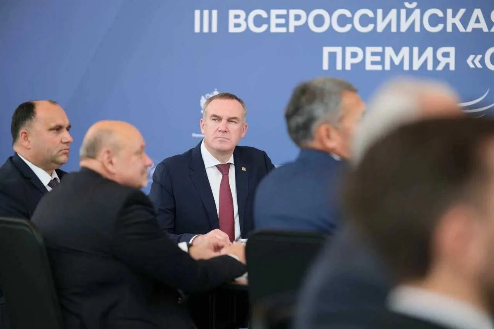 Муниципальные служащие Башкирии примут участие в премии "Служение"