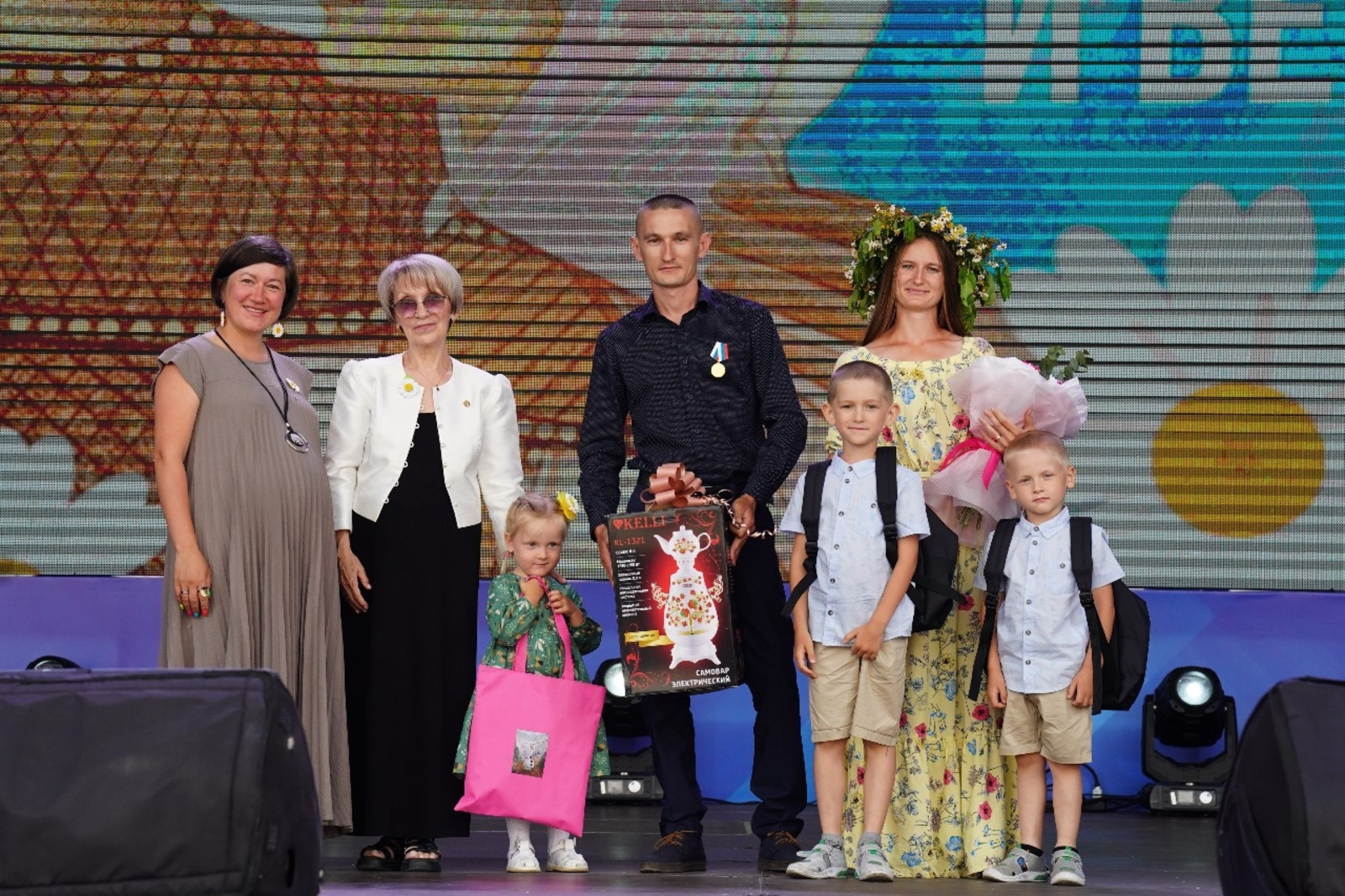 Глава Башкирии рассказал о семье Абсатаровых