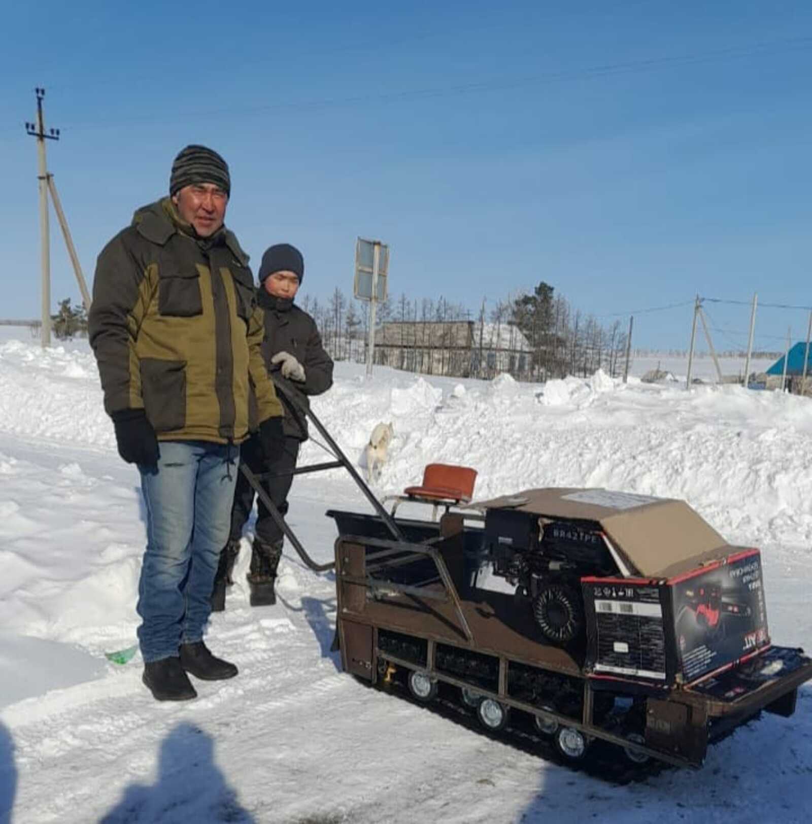 Житель Зилаирского района приехал на выборы на  самодельном снегоходе