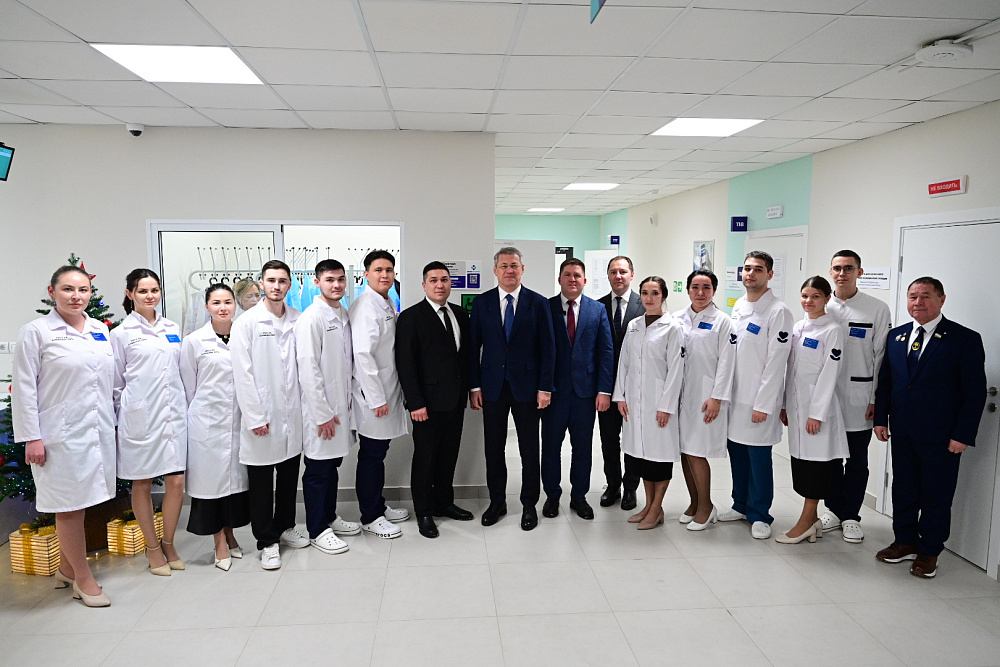 В Аскинском районе начала работу новая поликлиника