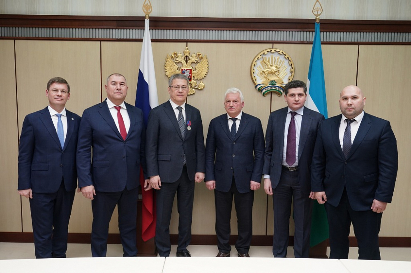 Встреча Радия Хабирова с президентом Всероссийской федерации самбо Сергеем Елисеевым