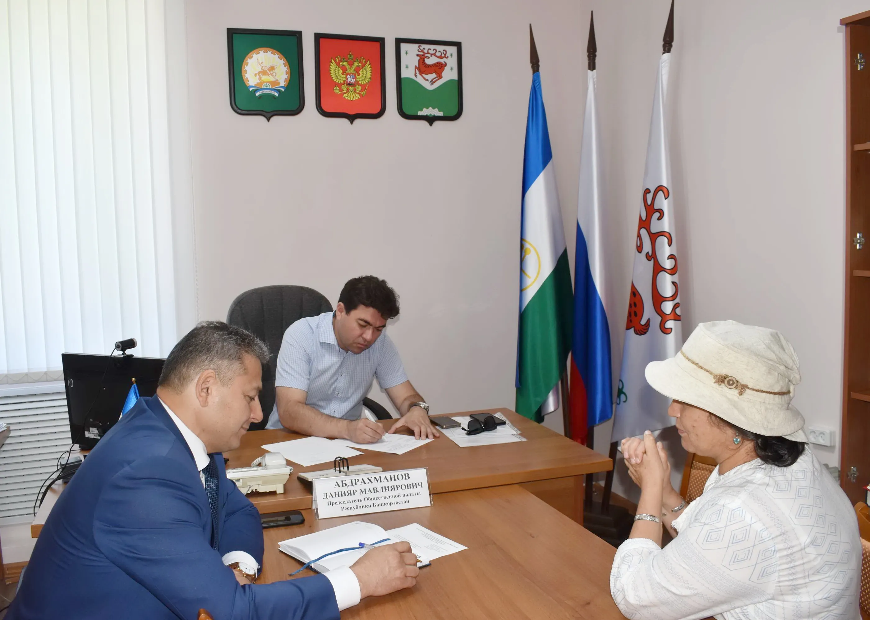 Председатель ОП РБ Данияр Абдрахманов провёл приём граждан в Зилаире