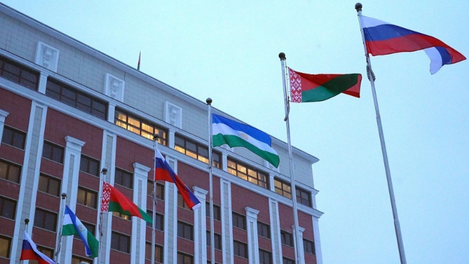 Глава Башкортостана Радий Хабиров прибыл в Белоруссию с рабочим визитом