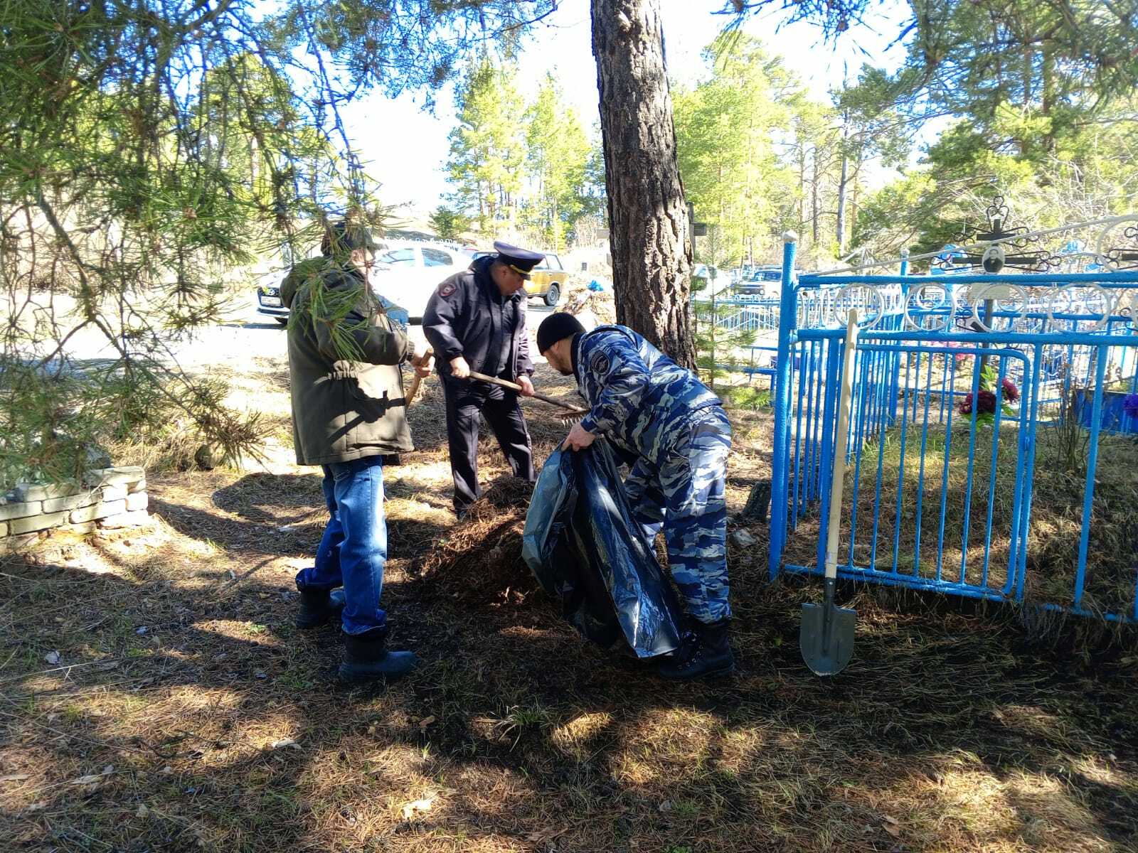 Уход за могилами – дело святое