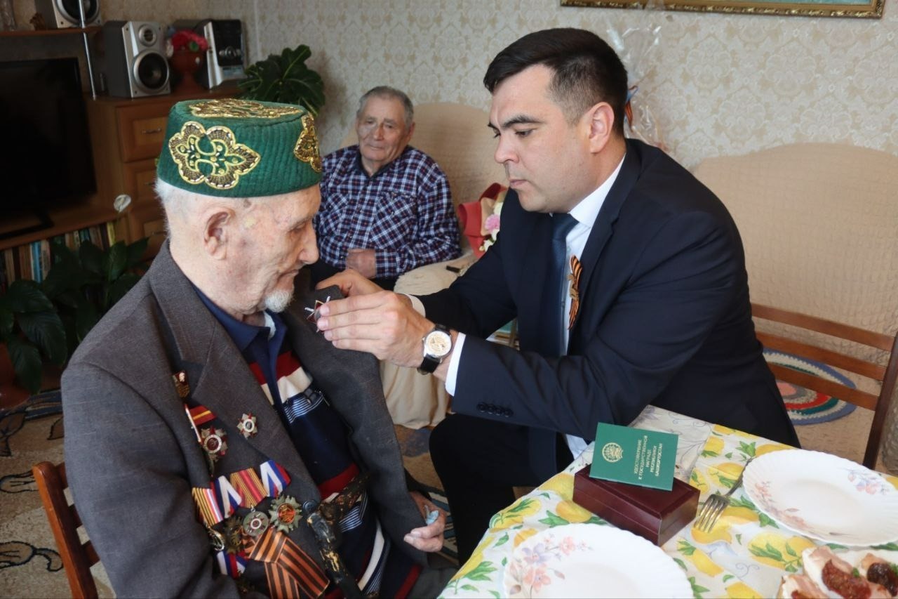 100-летнему ветерану из Башкирии вручен орден Шаймуратова