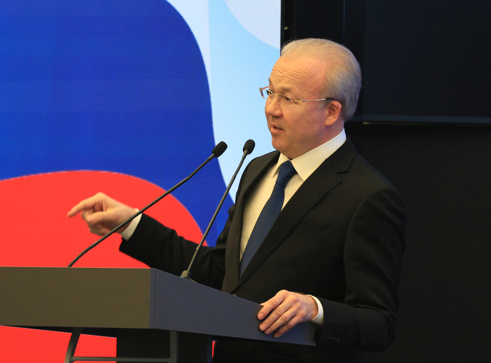 Андрей Назаров:«Региональная власть –мост между теорией права и жизнью человека»