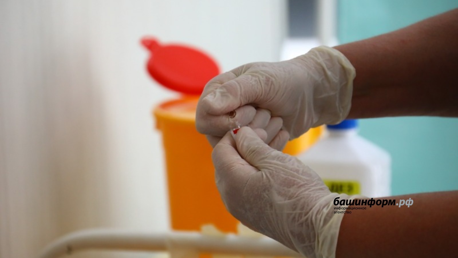 В Башкирию поступят еще 400 тысяч доз вакцин против гриппа