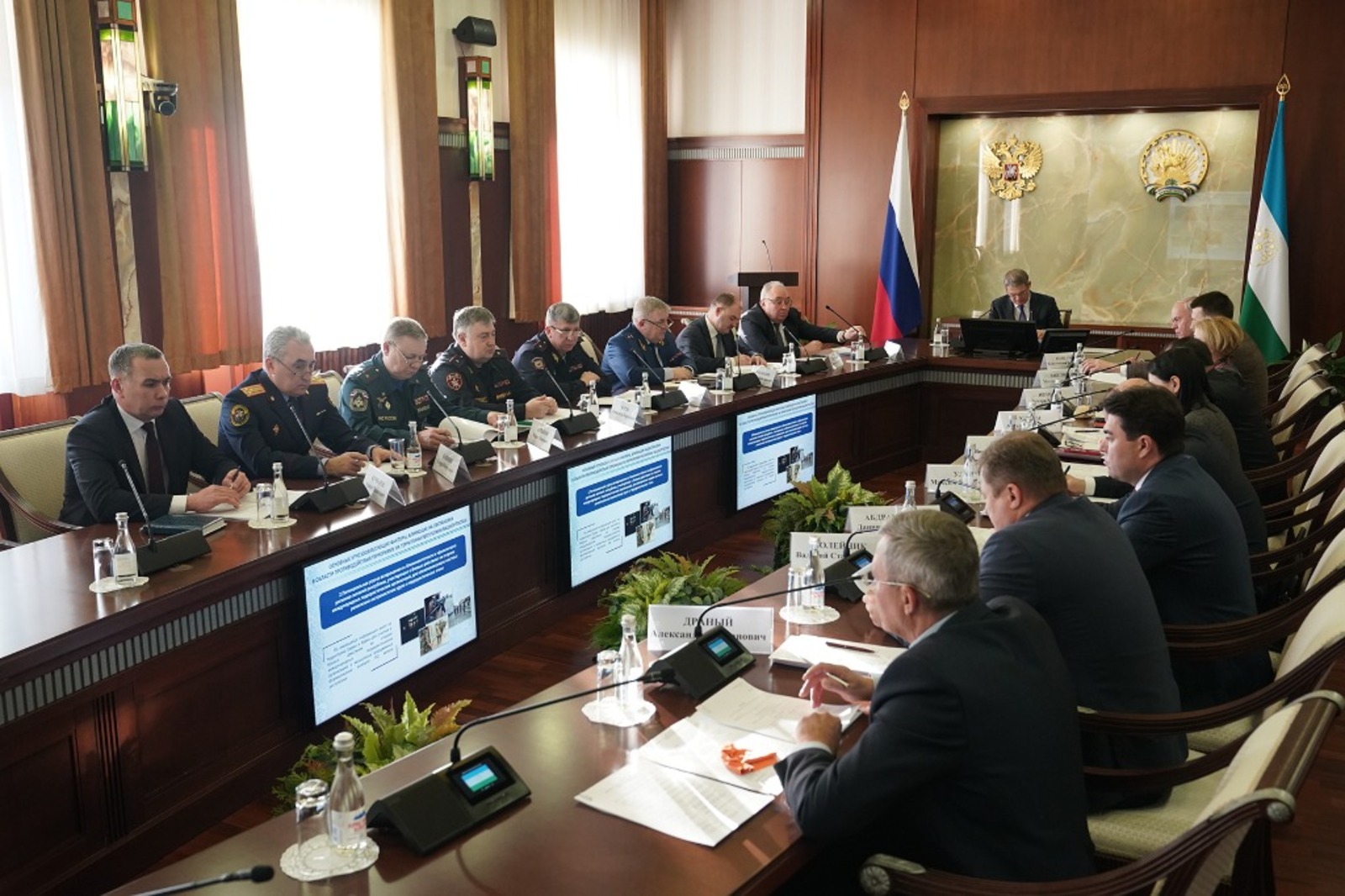 На заседании антитеррористической комиссии республики обсудили усиление информационной работы с жителями
