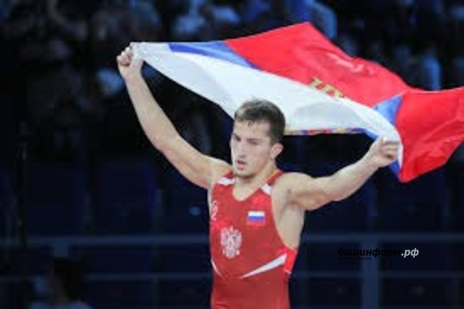 Российские спортсмены вновь могут выступать на турнирах с флагом и гимном