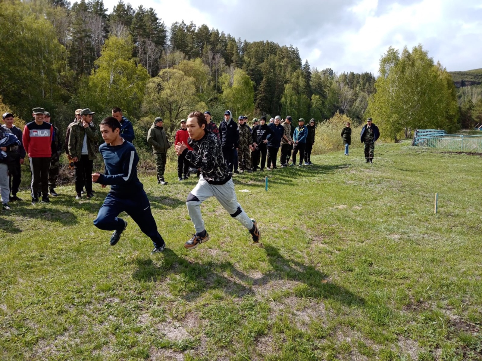 В Зилаирском районе прошли учебные военно - полевые сборы для старшеклассников