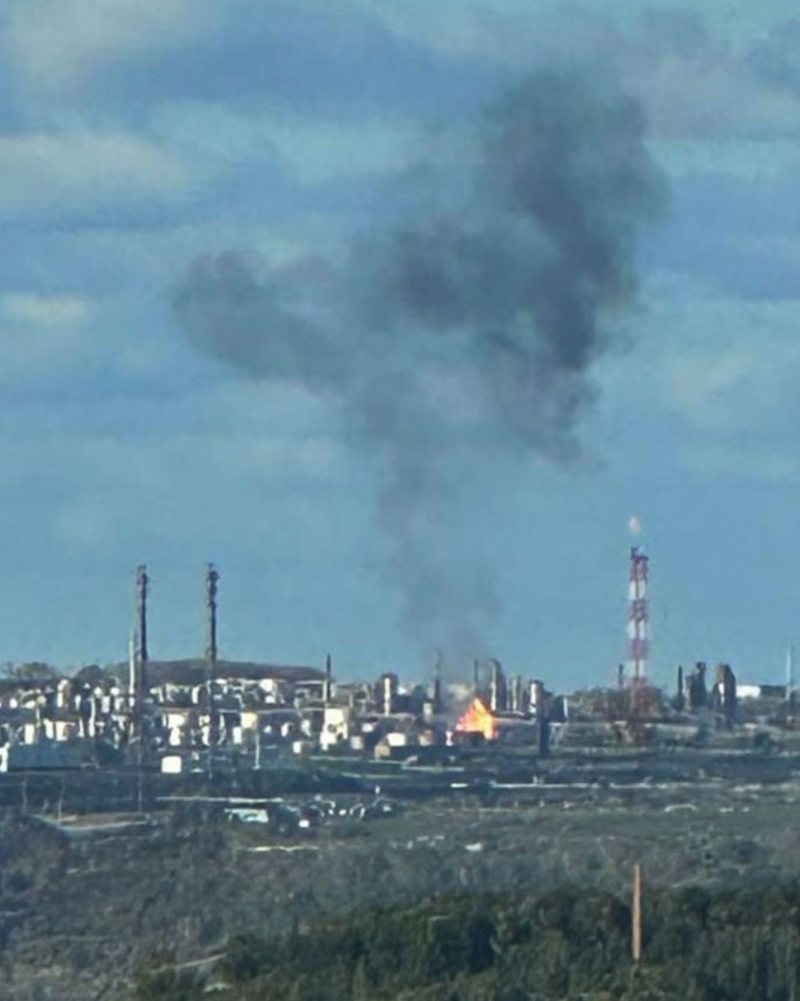 Глава Башкирии прокомментировал атаку БПЛА на предприятие Уфы