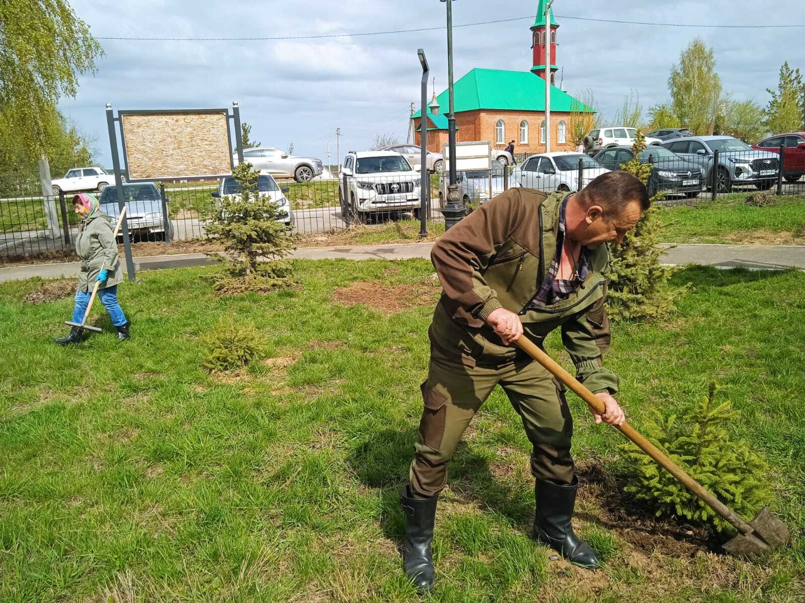 Зилаирцы активно присоединились к акции "Зелёная Башкирия"