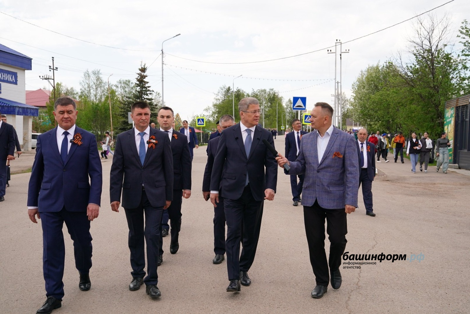 Глава Башкирии рассказал о плане благоустройства главных площадей райцентров