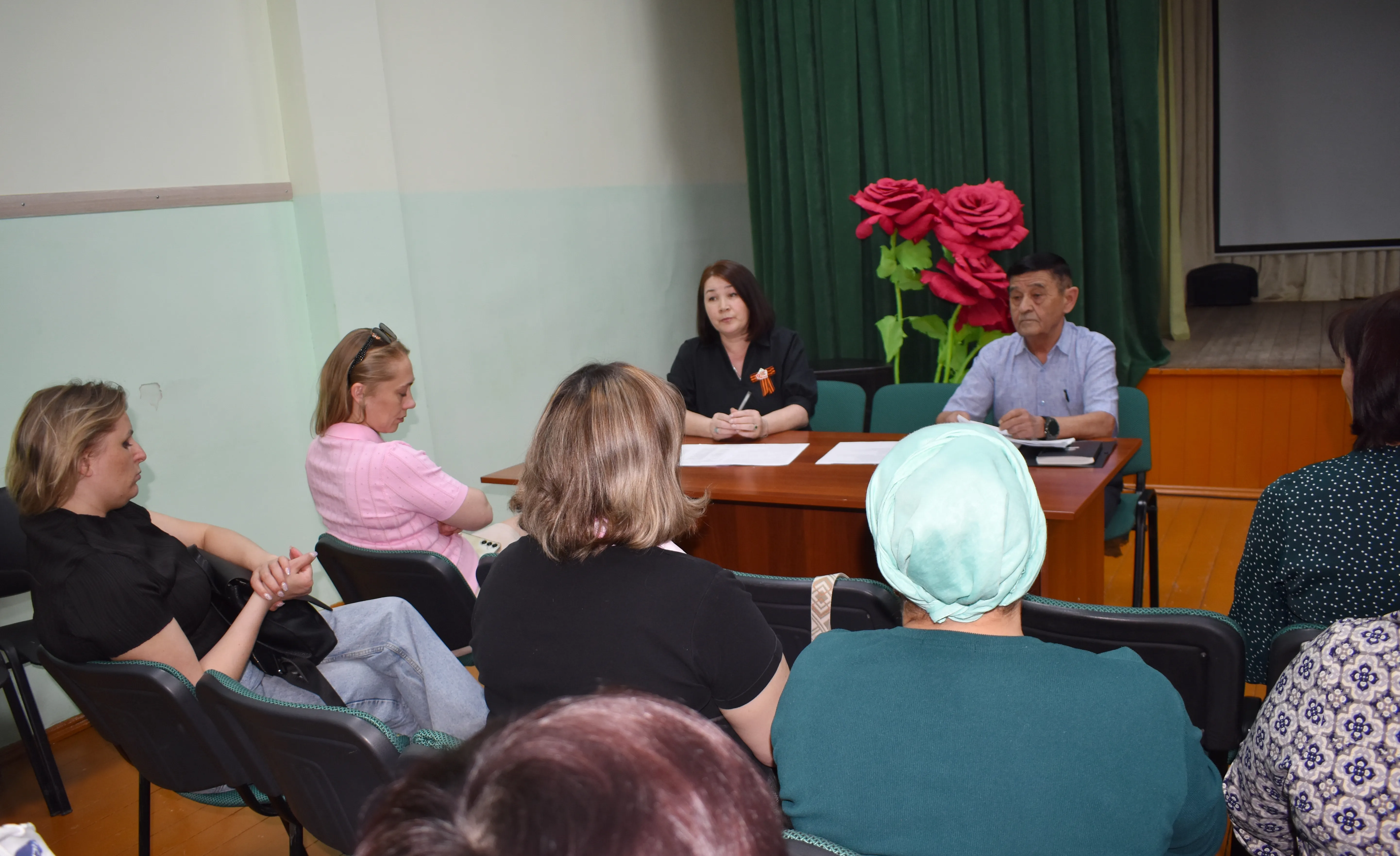 В Зилаире родители выпускников написали ЕГЭ