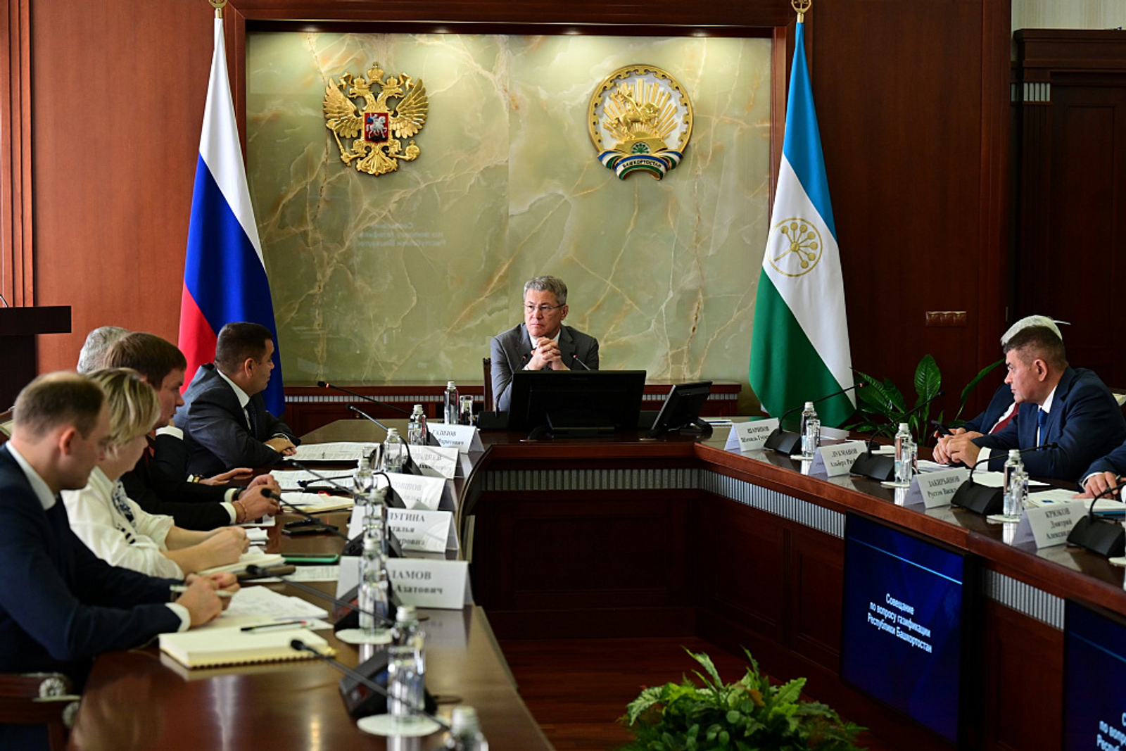 Радий Хабиров провёл рабочее совещание по вопросам газификации Башкирии