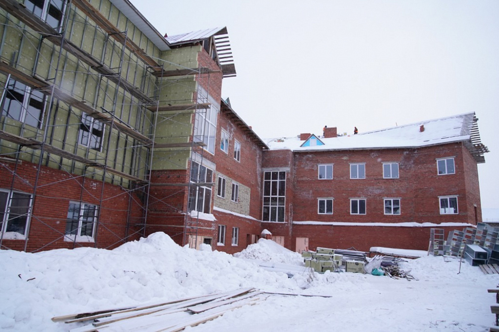 Строительство хирургического корпуса Учалинской ЦГБ планируют завершить в 2025 году