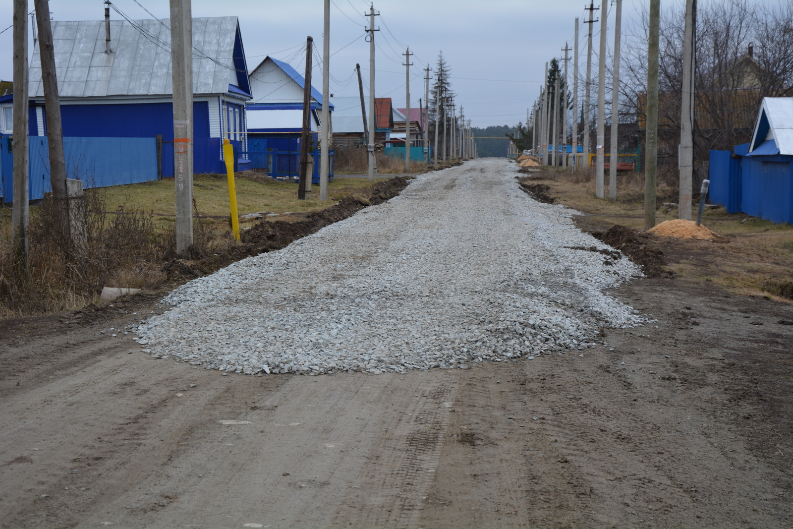 Работа по  благоустройству продолжается