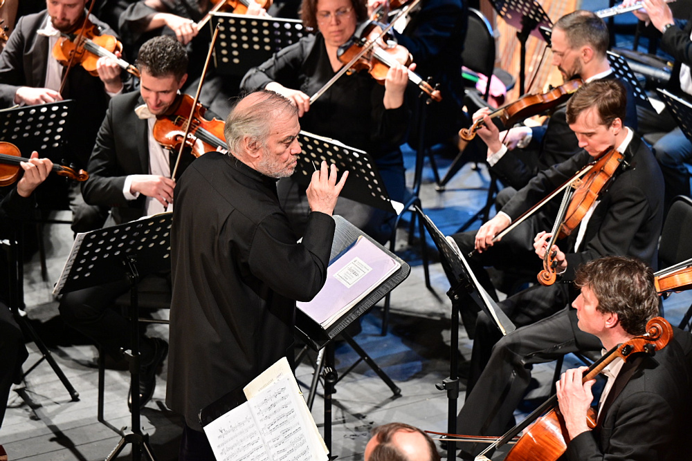 Оркестр Мариинского и Большого театров дал концерт в Уфе