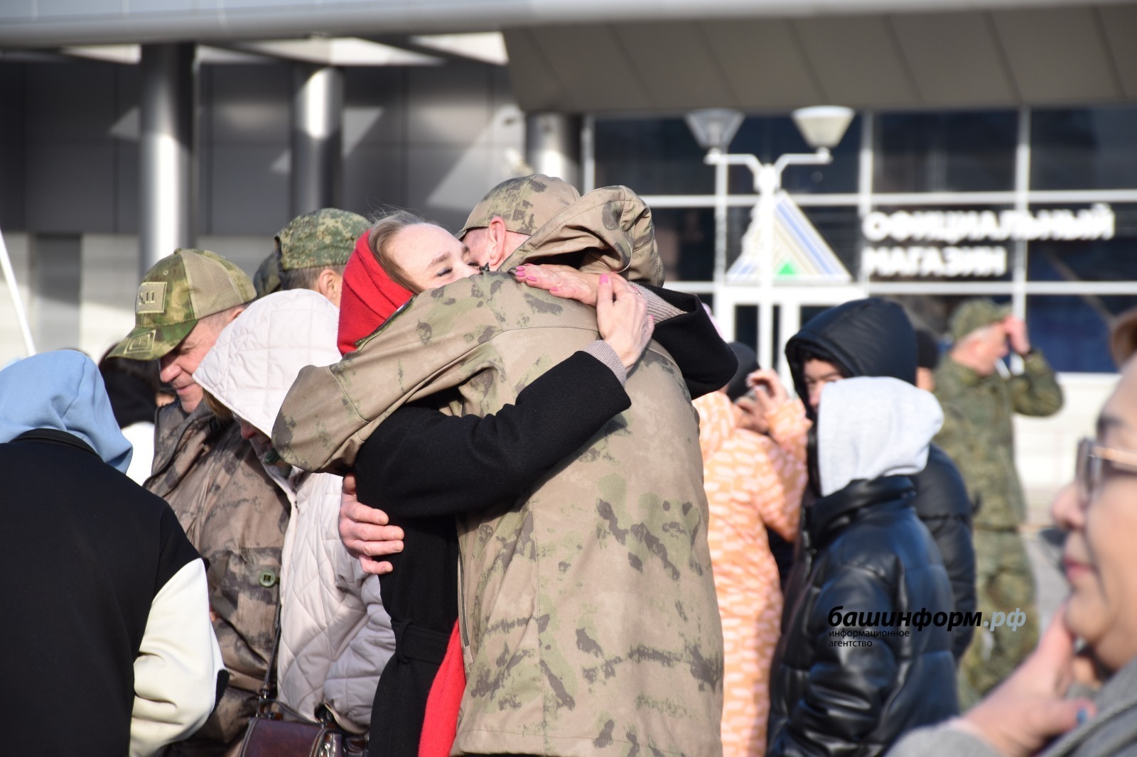 В Башкирии трудоустроено более 2,4 тысячи ветеранов СВО