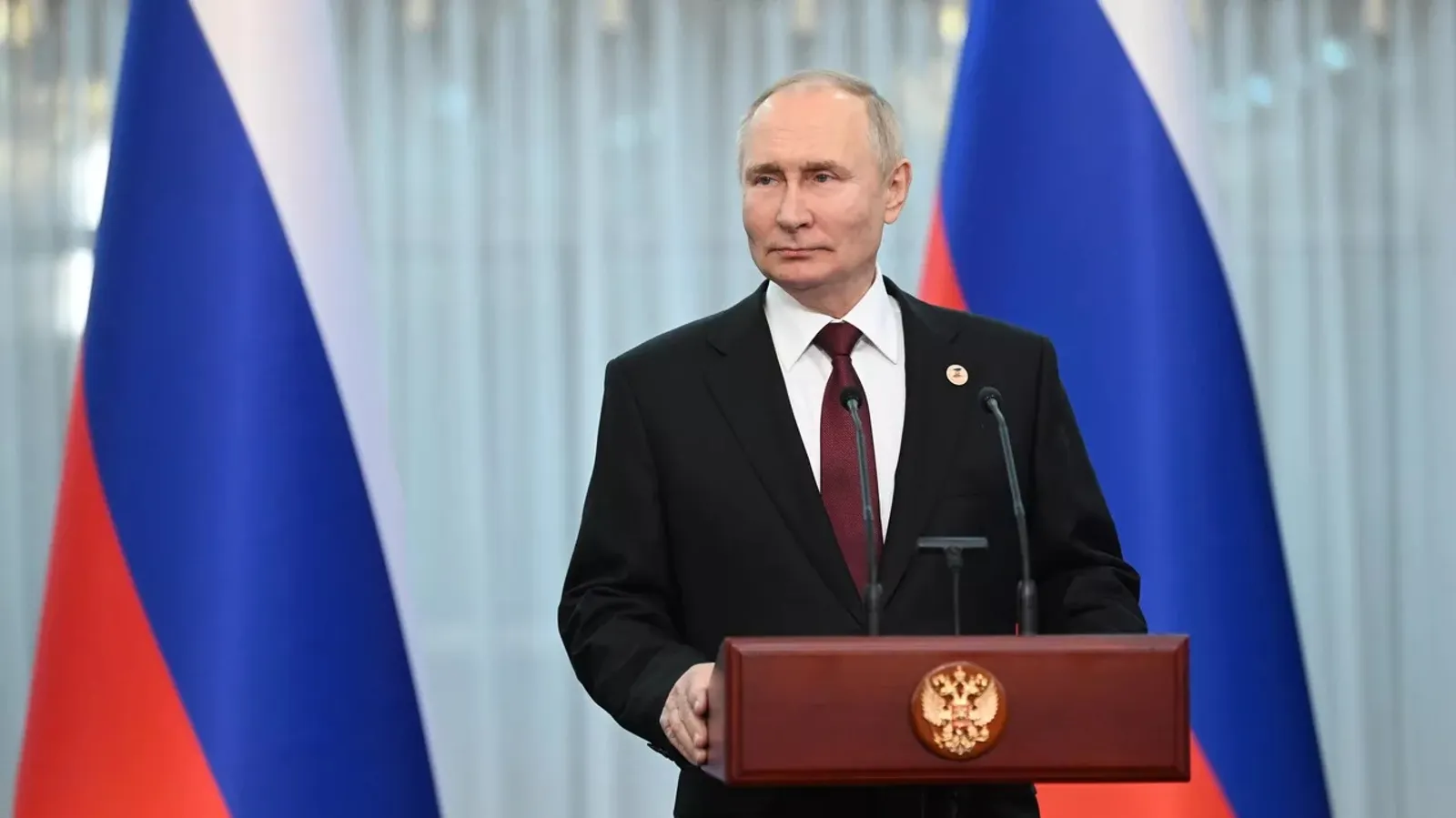 Путин призвал парламентариев не зацикливаться на запретах